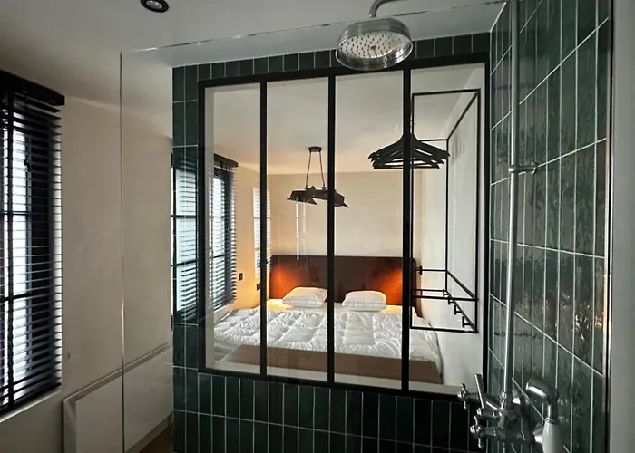 Frans Superior 1 Slpk Appartement